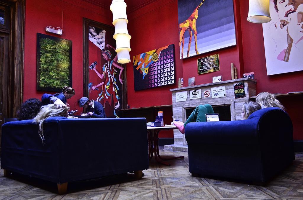 Art Factory San Telmo Hostal