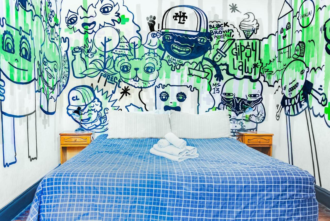 Hostal Art Factory San Telmo